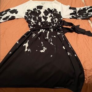 White House black market dress Large